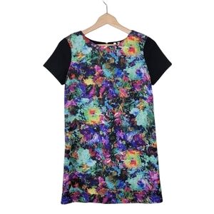 Petticoat Alley | Abstract Floral Front Panel Shift Dress